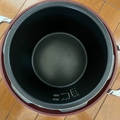 電子圧力鍋の画像
