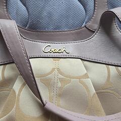 COACHの画像