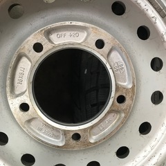 ジムニー175-80R16アルミ、スタッドレス4本の画像