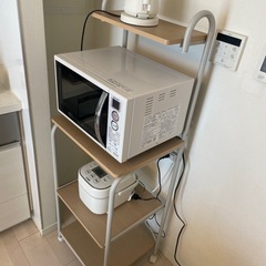 コンセント付きラック（炊飯器、オーブンレンジ）