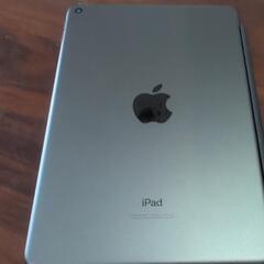 iPad mini 5本体　カバーはおまけの画像