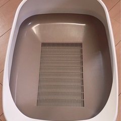 美品♡猫のトイレ本体とシート３枚つき
の画像