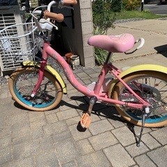 自転車　子供　女の子の画像
