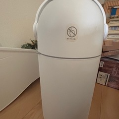 おむつバケツ