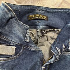 新品・未使用　ジーンズの画像