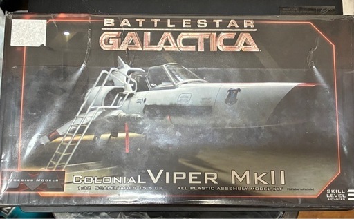 未開封 メビウスモデル バトルスター・ギャラクティカ コロニアル バイパーMkII 1/32スケール プラスチックキット 絶版品