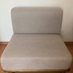 コンパクト1人用ソファの画像