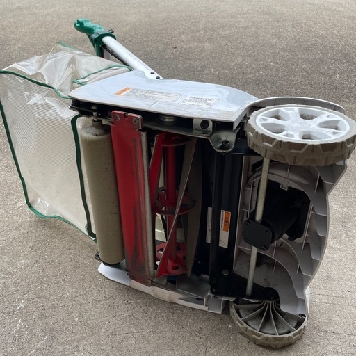マキタ　電源コード芝刈機
