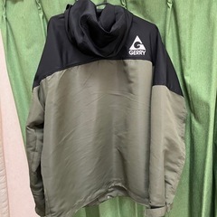 マウンテンパーカーの画像