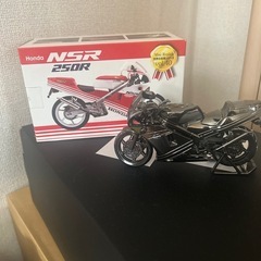 NSR250Rバイク模型の画像