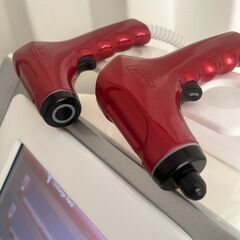 ＜デモ機1台限定＞最新40.68MHzのRF高周波機器 ＊220万円→28万円【セレブリフティング】シワ、たるみ、ほうれい線改善！2本プローブの画像