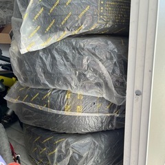 直接引き取り希望　195/65R15   VRX2   ホイール付4本　2017年22週目製造（走行距離かなり少な目）の画像