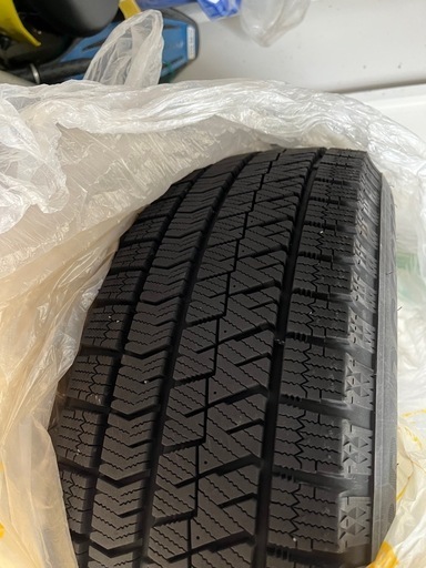 決まりました。直接引き取り希望　195/65R15   VRX2   ホイール付4本　2017年22週目製造（走行距離かなり少な目）