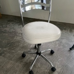 変形デザインデスク ¥1500の画像