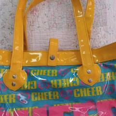 CHEERプールバックの画像