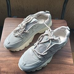 新品 23.5cm レディース スニーカー グレー 厚底 シュー...