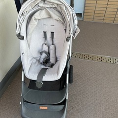 STOKKEベビーカーの画像