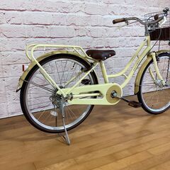 【小学生用/アウトレット品（キズの為お値引き商品）】サカモトテクノ 22型プチモン 身長125cm程度から バニラ色<自転車のオオムラ 静岡店>の画像