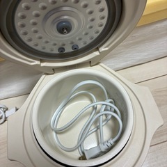 レコルト　炊飯器　2.5合炊の画像