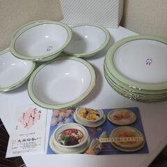 新品未使用ティファニーゴールド食器１０個とマリオバレンチノ　ワイ...