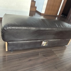 2人掛け、オットマンの画像
