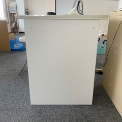 デスク・テーブル？の画像