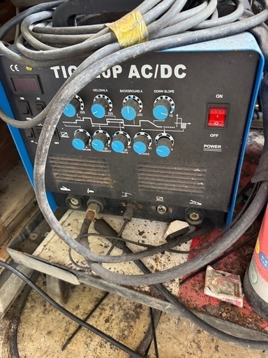 TIG220P 
TIG溶接機　 単相200V
