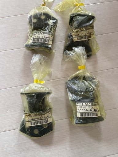 E24キャラバンドアヒンジ