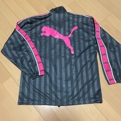 PUMAジャージ上