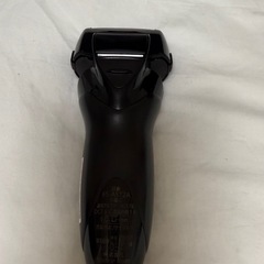 Panasonic ラムダッシュ メンズシェーバー3枚刃 黒 ES-AST2A-Kの画像