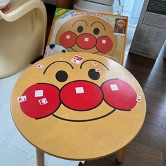 アンパンマンのテーブル