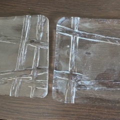【美品】ガラスのお皿4枚セット（大2枚、小2枚）の画像