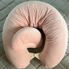【授乳クッション】エールべべ　ギュット4way マシュマロの画像