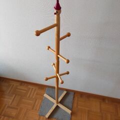 キレイなキッズ用ポールハンガーの画像