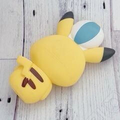 【ベビー用品】モンポケ　ピカチュウのぺちゃの画像