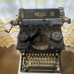 ロイヤル　ROYAL レトロ　タイプライター　オブジェの画像
