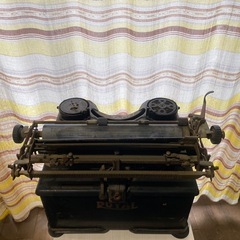 ロイヤル　ROYAL レトロ　タイプライター　オブジェの画像
