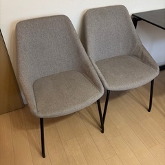 ニトリ セラミックダイニングテーブルセットの画像