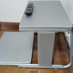 ORION製24インチ液晶テレビとテレビ台　タップとアンテナコード付きの画像