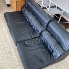 【ジモティー割引で最大15％OFF⭐️】 3人掛けソファー　ブラ...