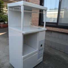 キッチン収納庫米びつ付きレンジ台の画像