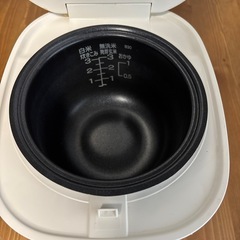 【無印良品】しゃもじ置き付き炊飯器の画像