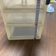 3段　小物収納の画像