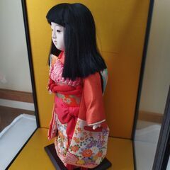 市松人形　ガラスケース付きの画像