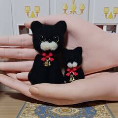 羊毛フェルト 猫のぬいぐるみ 親子セットの画像