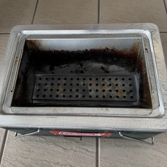 Coleman テーブルトップチャコールグリル‪の画像