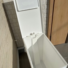 家庭用ゴミ箱の画像