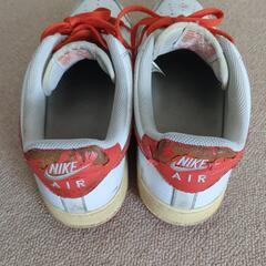 NIKE AIR スニーカーの画像