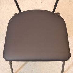 anthem(アンセム) ウォールナット材 ダイニングチェア 2脚セット。天然