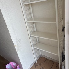 サイズ測縦2m横63cm奥行24cm ですラックですの画像